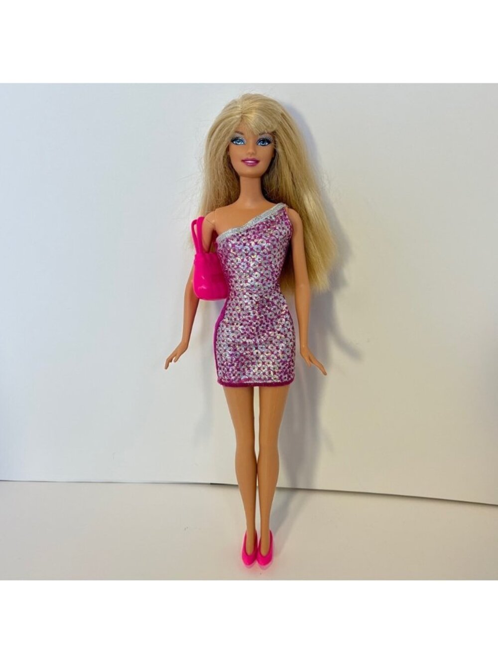 2009 Barbie Doll 2011 Glitz Dress Target Exclusive Rare HTF Fashionistas Scales